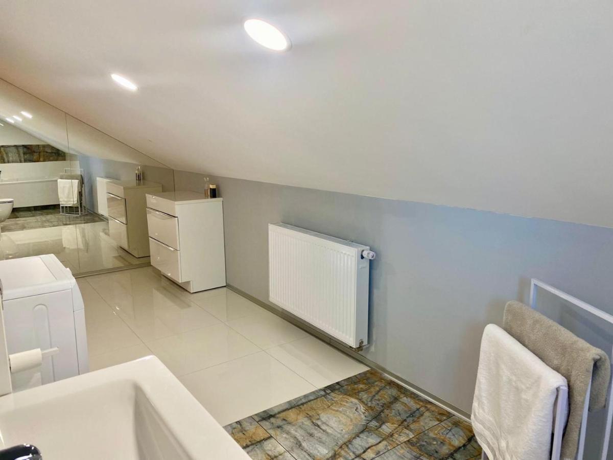 Barytowy Apartament Tarnowskie Gory Luaran gambar